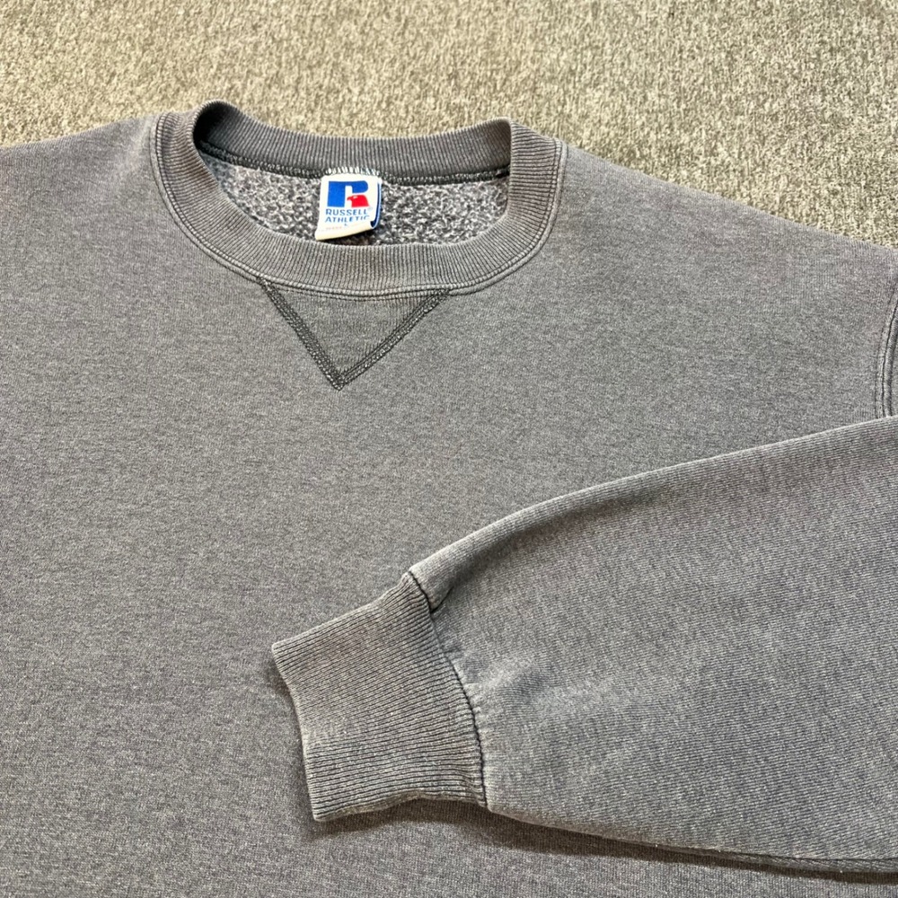 Vintage Russell Athletic Sweatshirt Mens Large Grey Made in USA V-Stitch